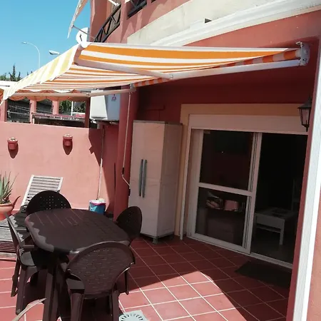 Apartment Moderno Internet Y Aparcamiento Gratis *