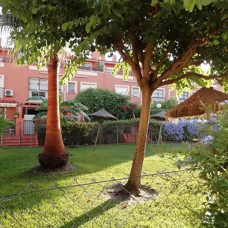 Moderno Internet Y Aparcamiento Gratis *