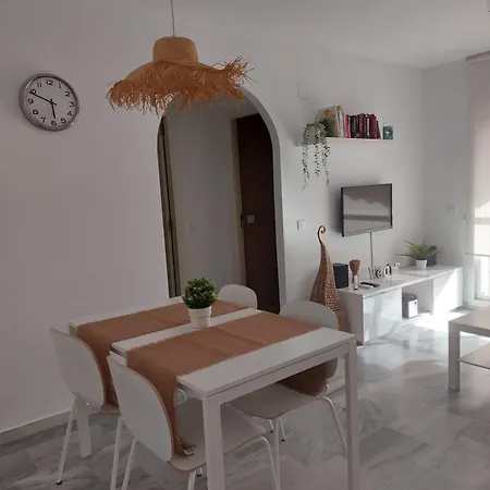 Moderno Internet Y Aparcamiento Gratis Appartamento