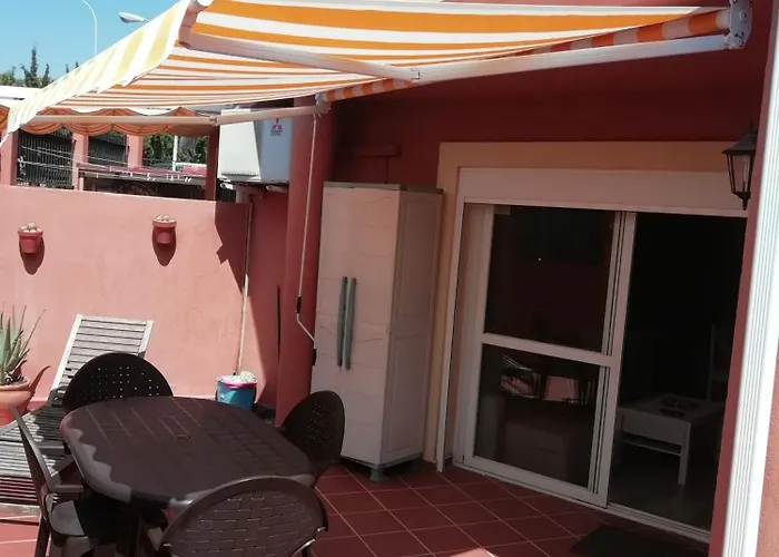 Apartamento Moderno Internet Y Aparcamiento Gratis *